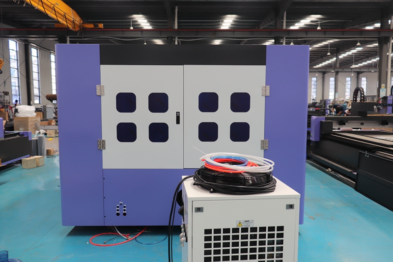 Industrial 4kw Metal Enclosed  - огляд і ціна Industrial Laser Table