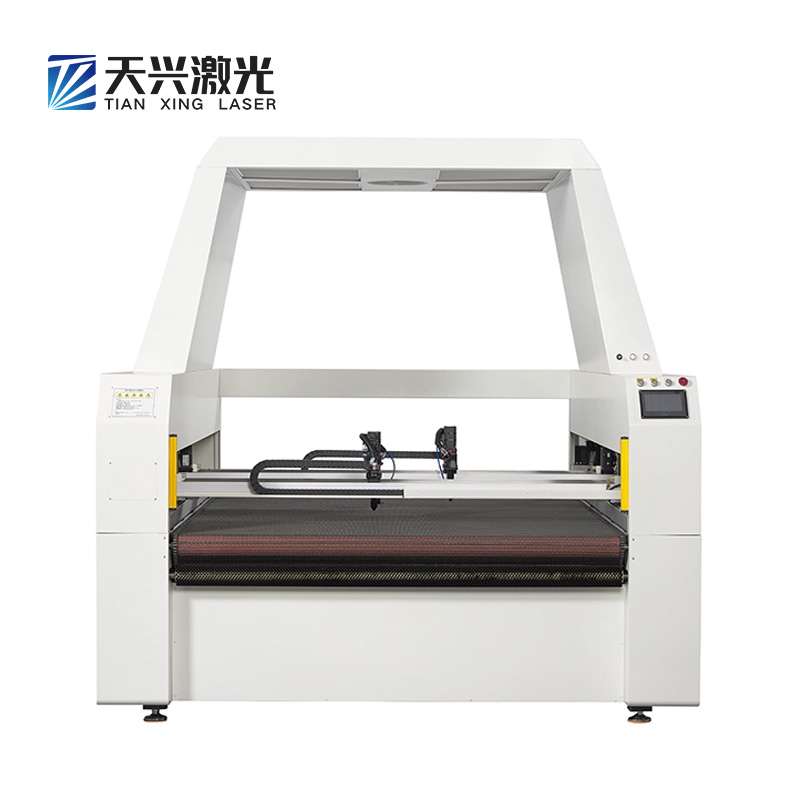 1814 Industrial Non-woven Fabr - огляд і ціна Industrial Laser Fabric Cutting Machine
