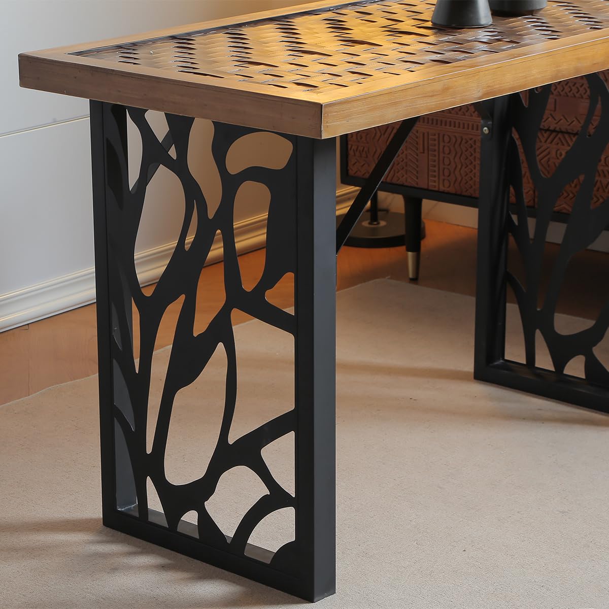 Industrial Modern Metal Table  - огляд і ціна Industrial Laser Table